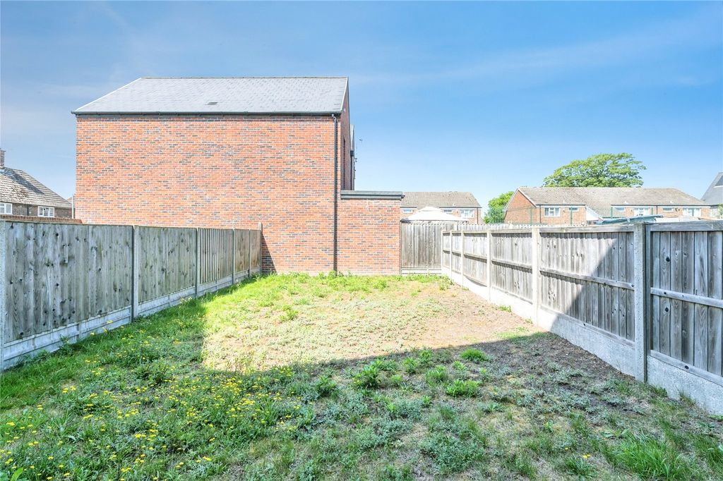 Property photo 3 of 20 Picture