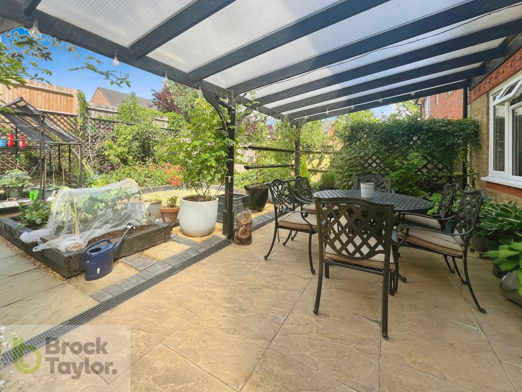 Property photo 1 of 19 Garden Patio