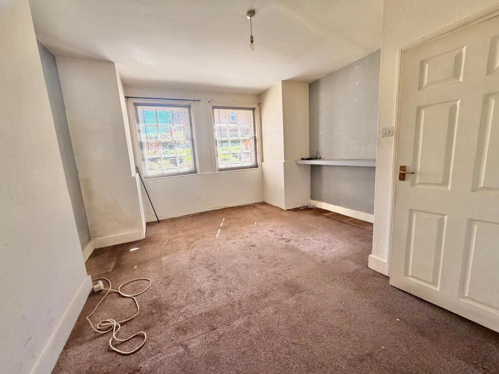 Property photo 2 of 8 Photo 9