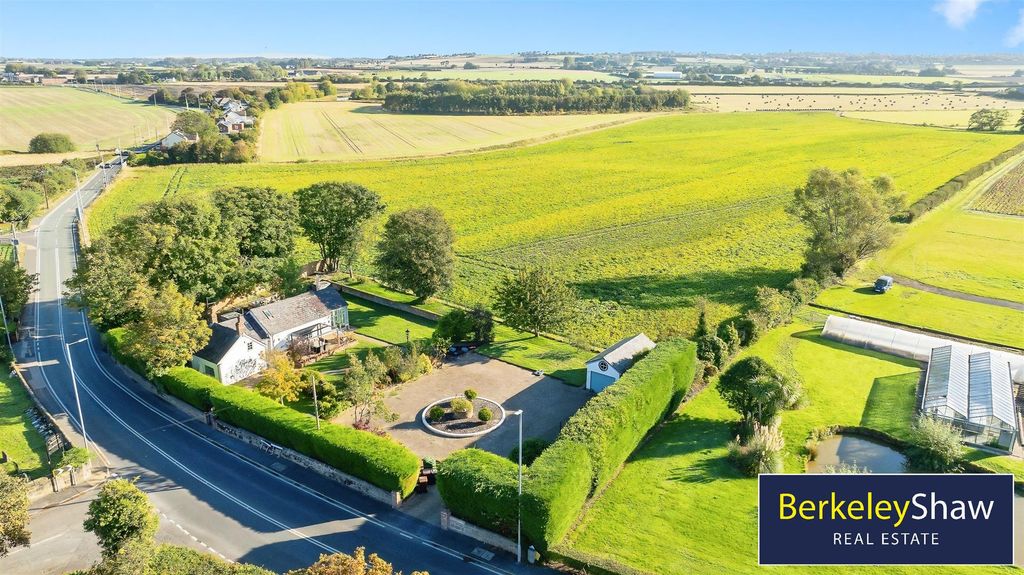 Property photo 3 of 37 B574932d-Church 20View 20Cottage-2.Jpg