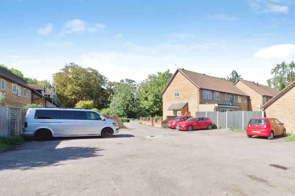 Property photo 3 of 10 Pbox-Img.Jpg