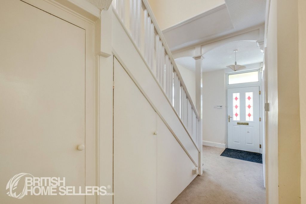 Property photo 3 of 23 Picture No. 05