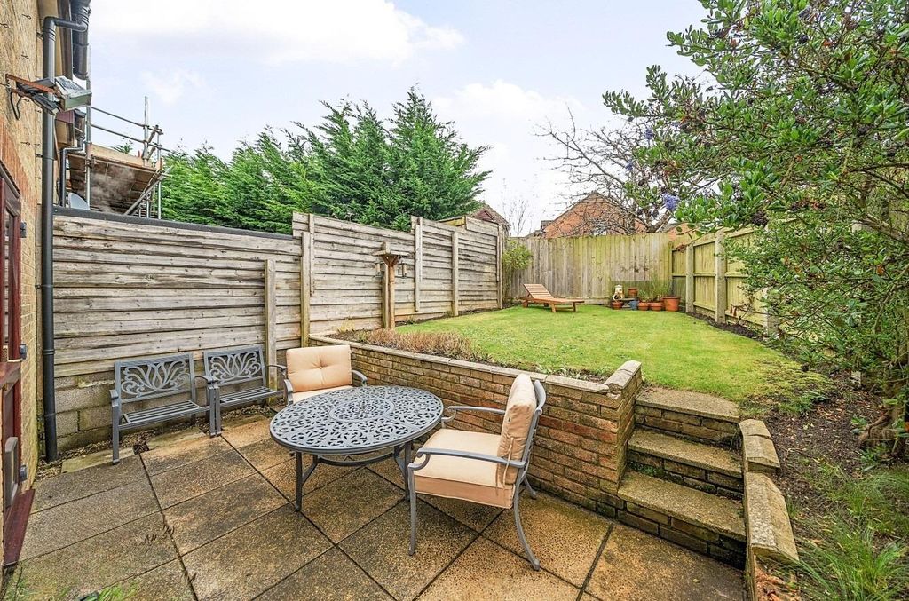 Property photo 3 of 20 6 (92).Png