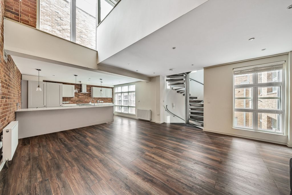 Property photo 1 of 15 1007296 (2)