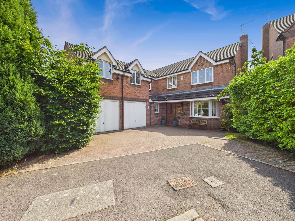 Property photo 1 of 38