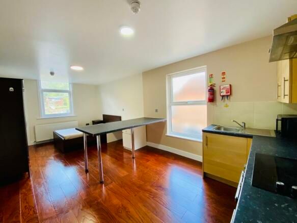 Property photo 1 of 5 Image