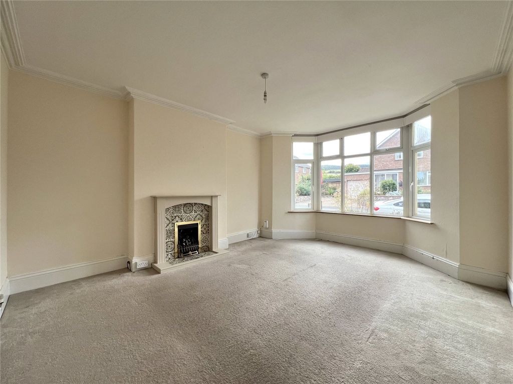 Property photo 3 of 14 Picture No. 16