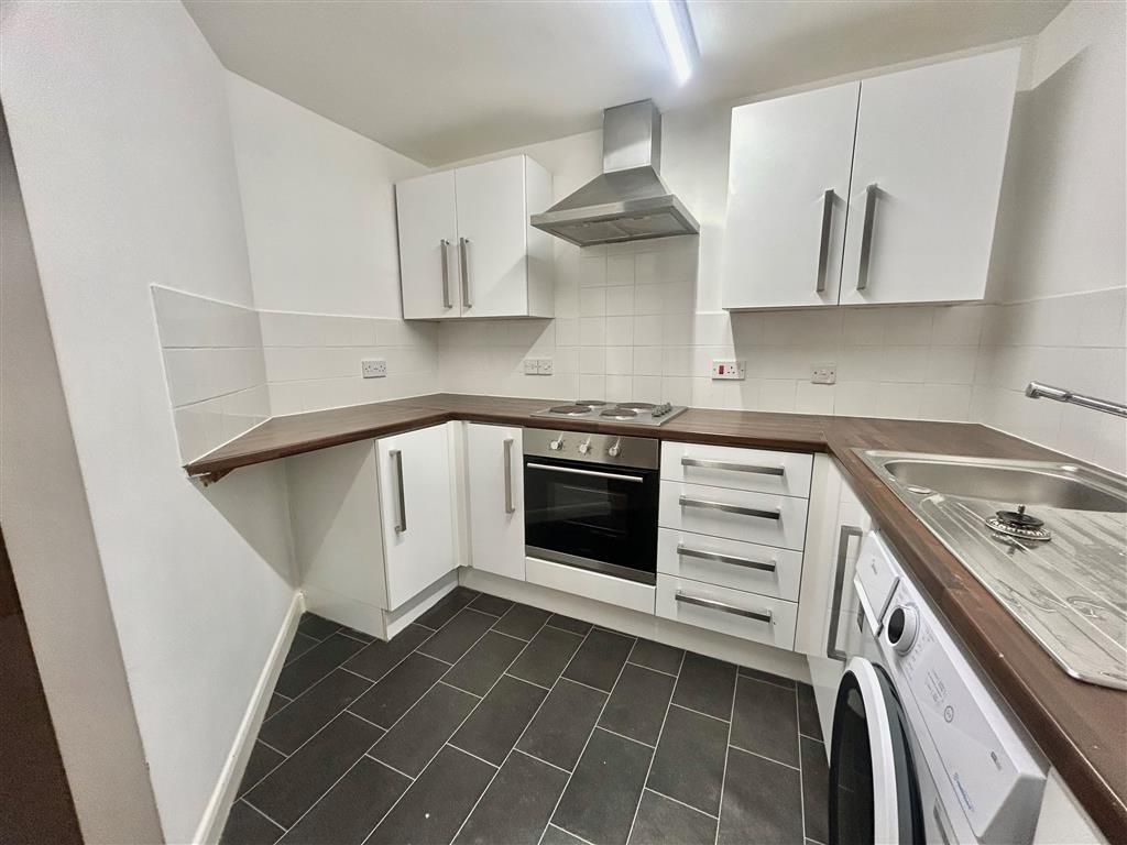 Property photo 2 of 8 Image