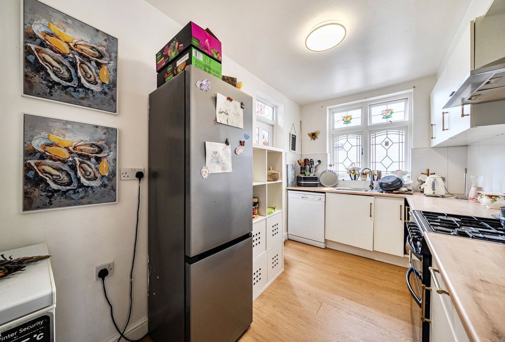 Property photo 2 of 16 1466283-4-6A22Aa9...
