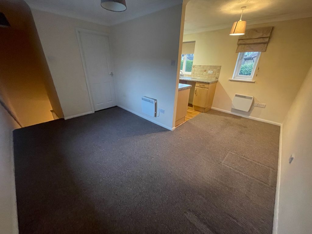 Property photo 3 of 6