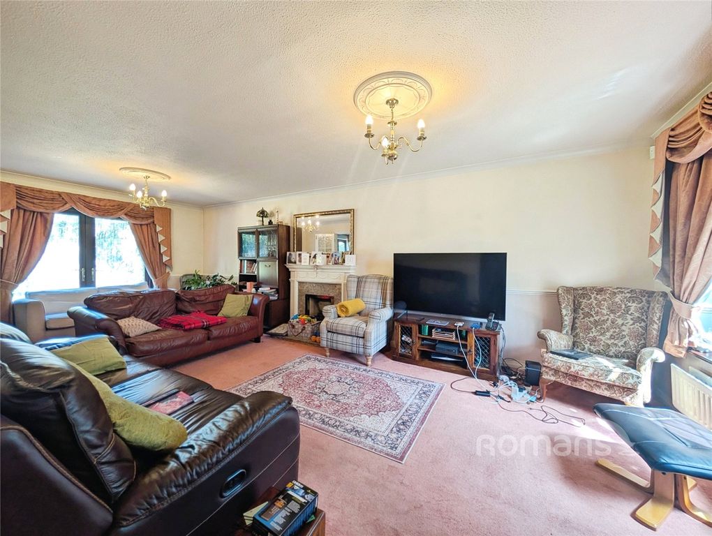 Property photo 3 of 23 Picture No. 39