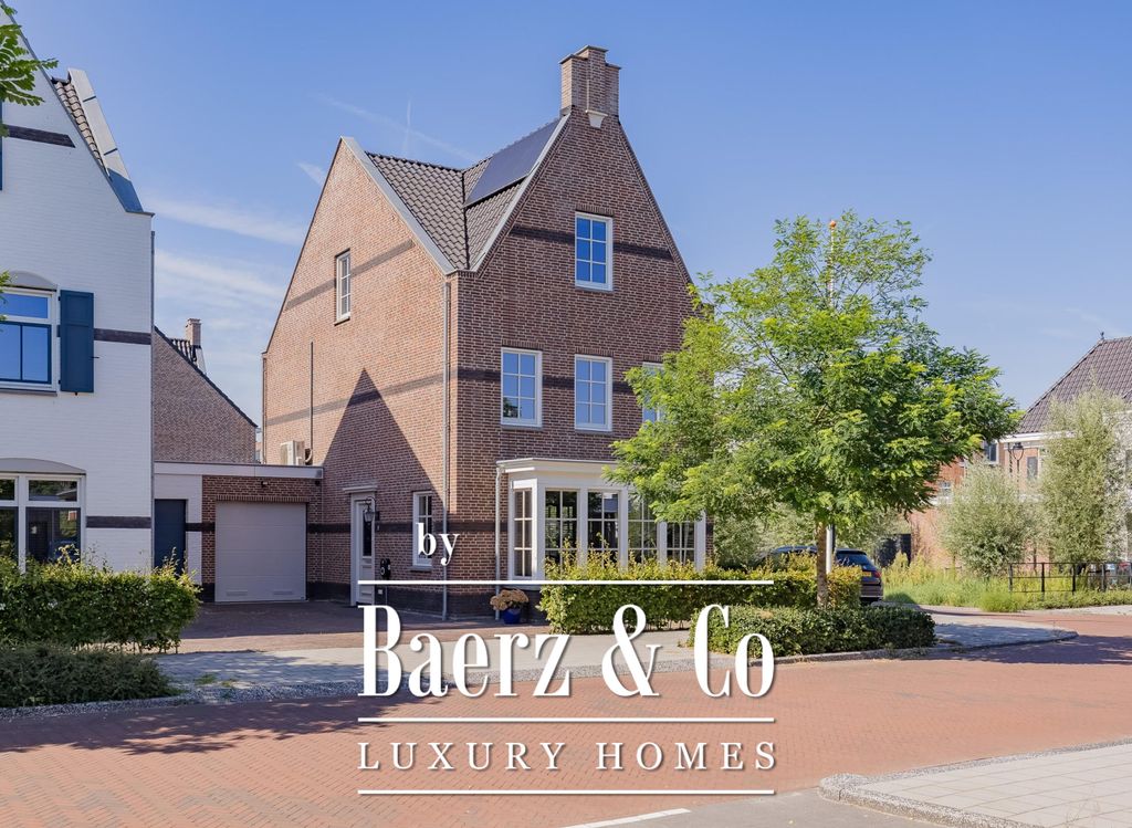 Property photo 1 of 53