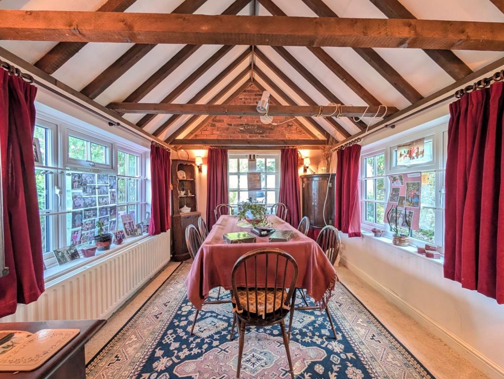 Property photo 2 of 43