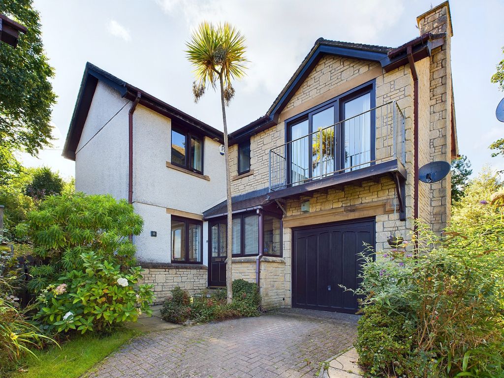 Property photo 1 of 19 4 Bedroom Detached House For Sale