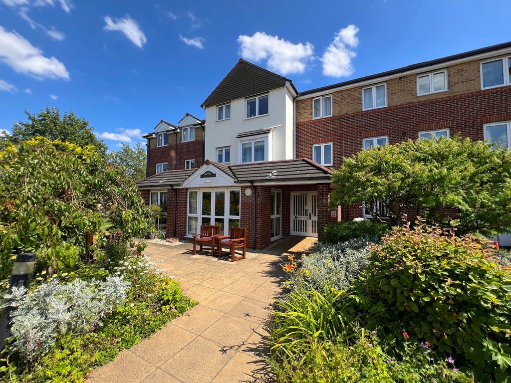 Property photo 1 of 6