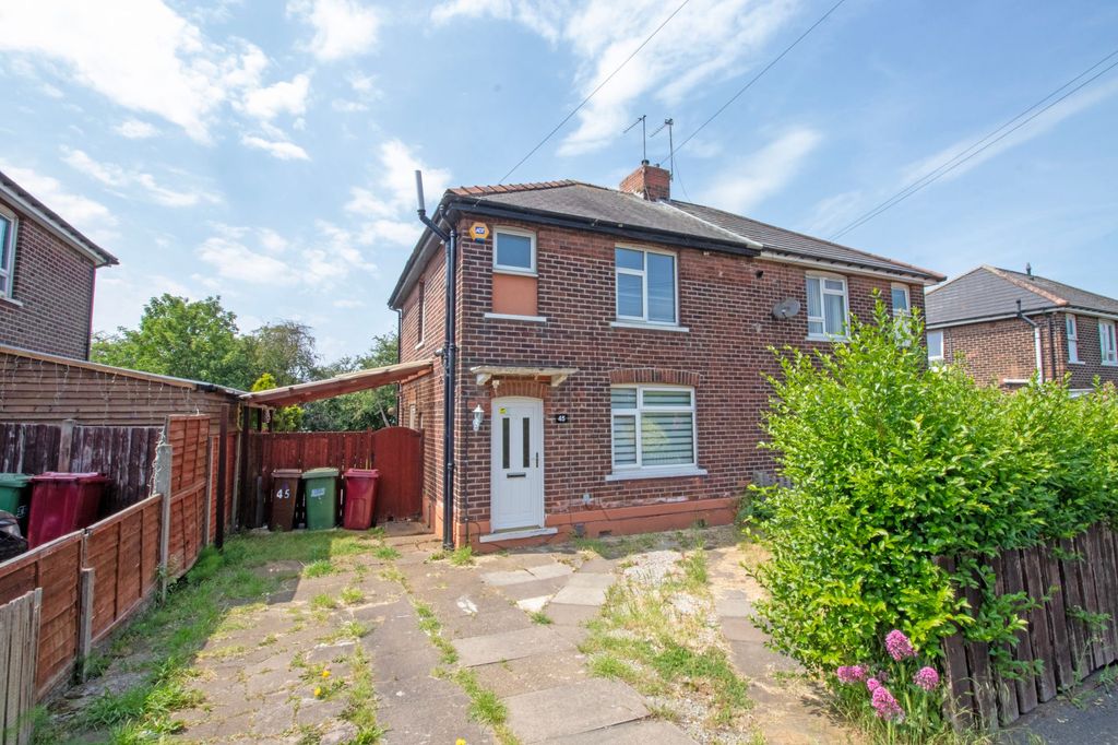 Property photo 1 of 12