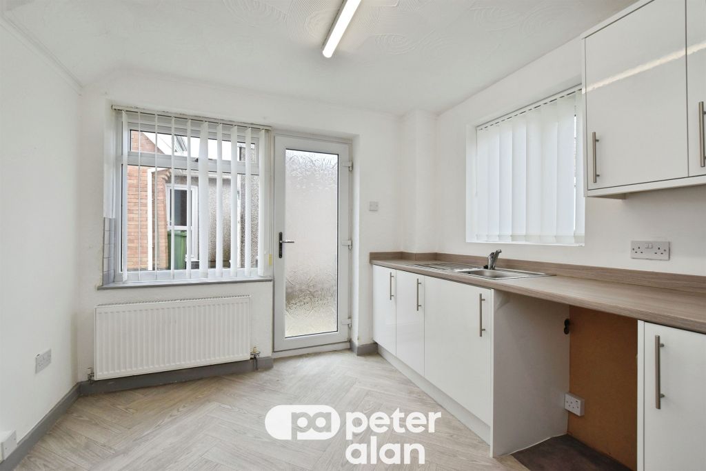 Property photo 3 of 26