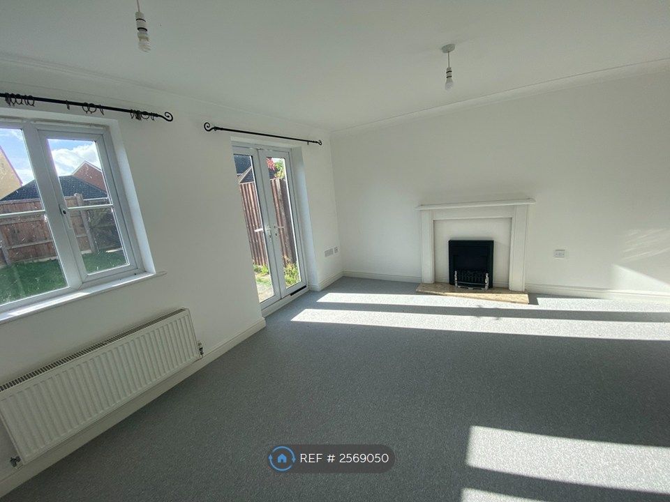 Property photo 3 of 21