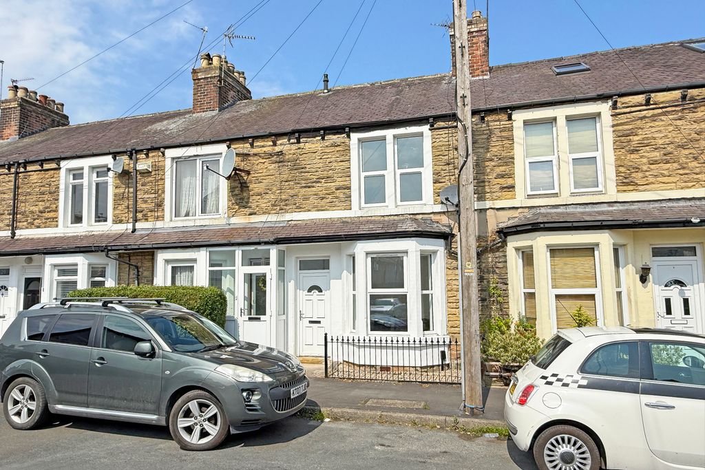 Property photo 1 of 8
