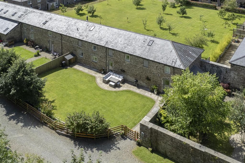 Property photo 2 of 40 6 Picton Home Farm Barns The Rhos - Final Edits -2