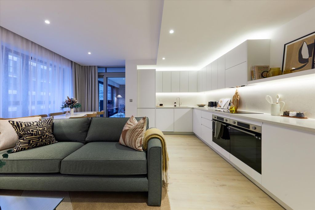 Property photo 2 of 20 Image