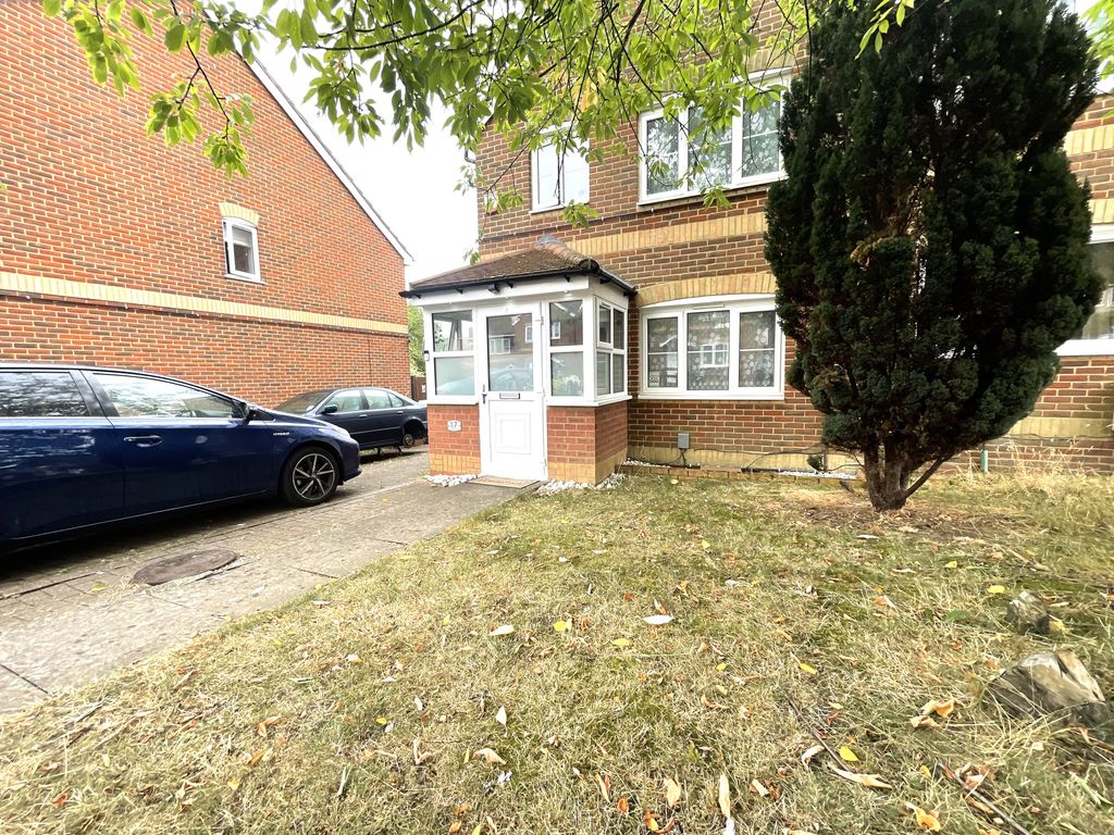 Property photo 1 of 12 Image