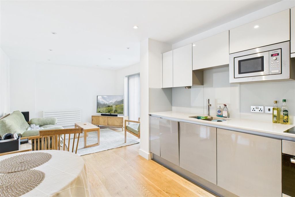 Property photo 2 of 9 Kitchen 1.Jpg