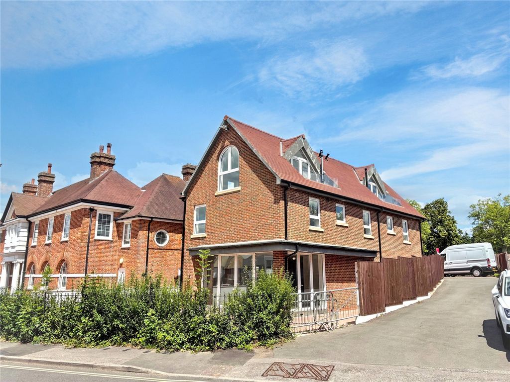 Property photo 1 of 14 Picture No. 13