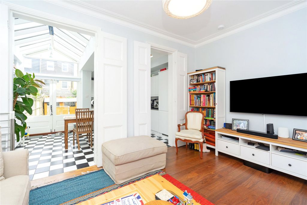 Property photo 3 of 15 75803_Speldhurst Roa