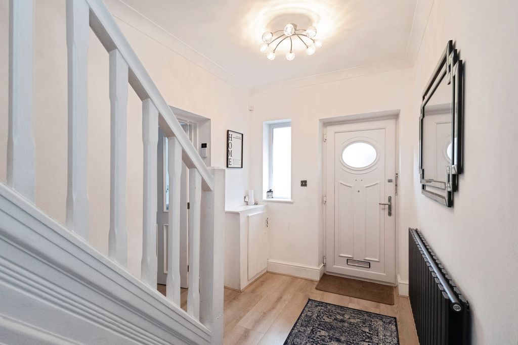 Property photo 3 of 25 Photography