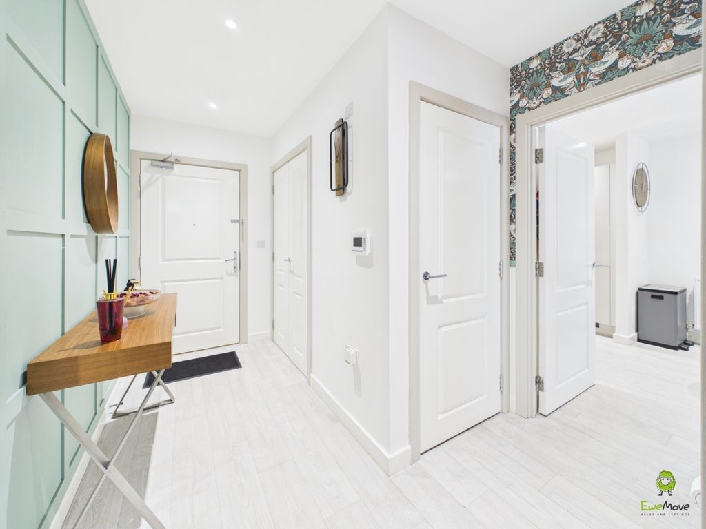 Property photo 2 of 20 Presented By Clinton At Ewemove Bexleyheath And Da