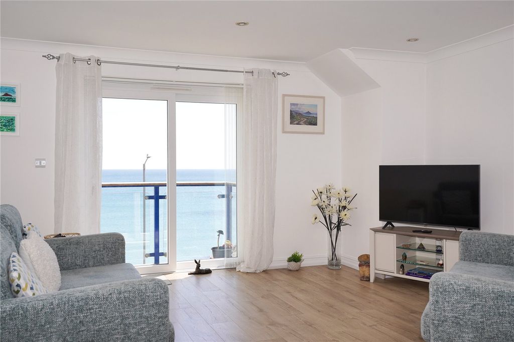 Property photo 3 of 15 Picture No. 14