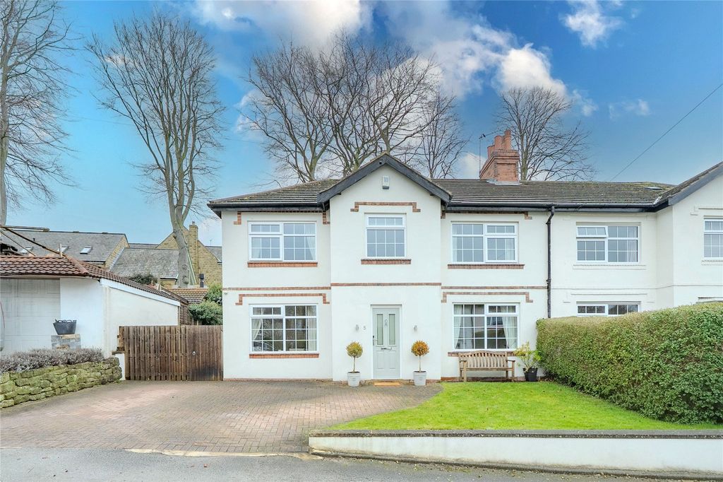 Property photo 2 of 21 Picture No. 35