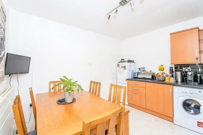 Property photo 3 of 11 Diner 2.Jpg