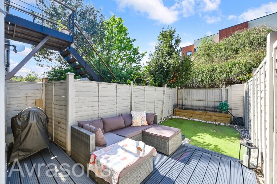 Property photo 3 of 17