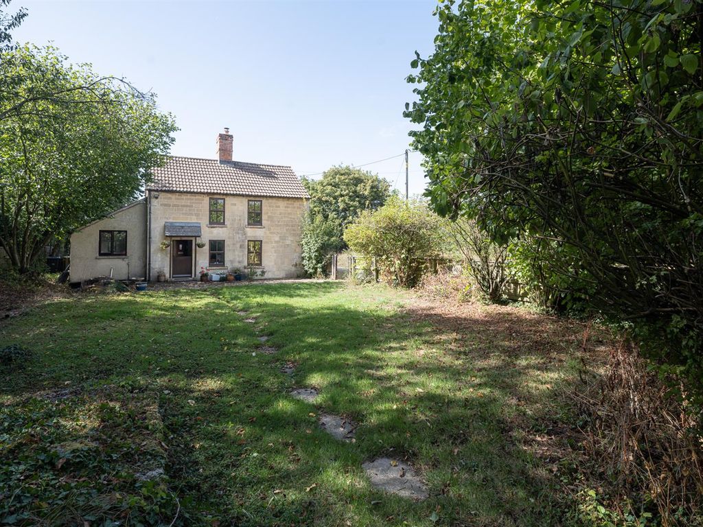 Property photo 1 of 32 30 Hollow Street-1.Jpg