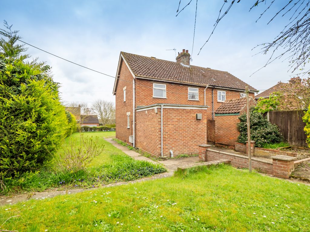 Property photo 1 of 12 58Sculthorperoad-8