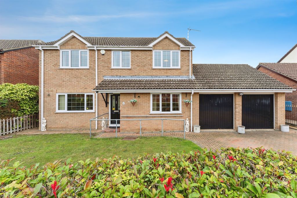 Property photo 1 of 15