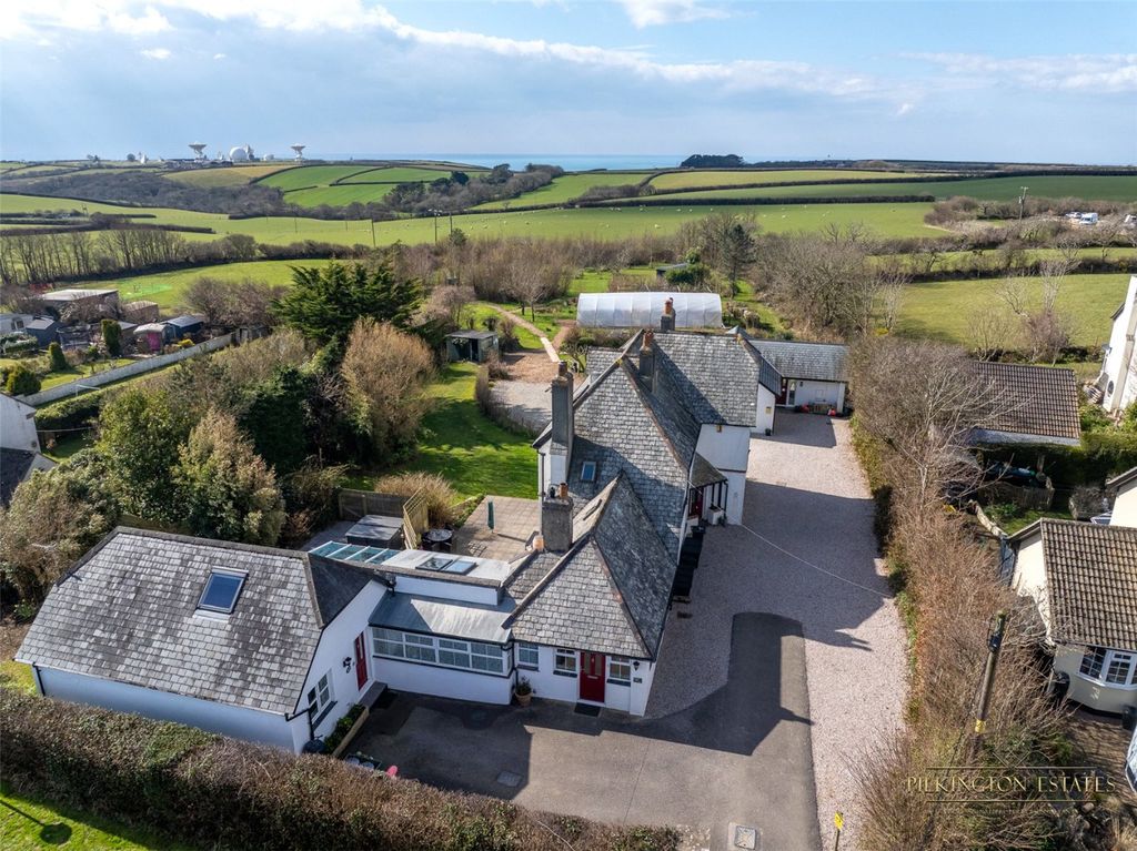 Property photo 1 of 52 4274311