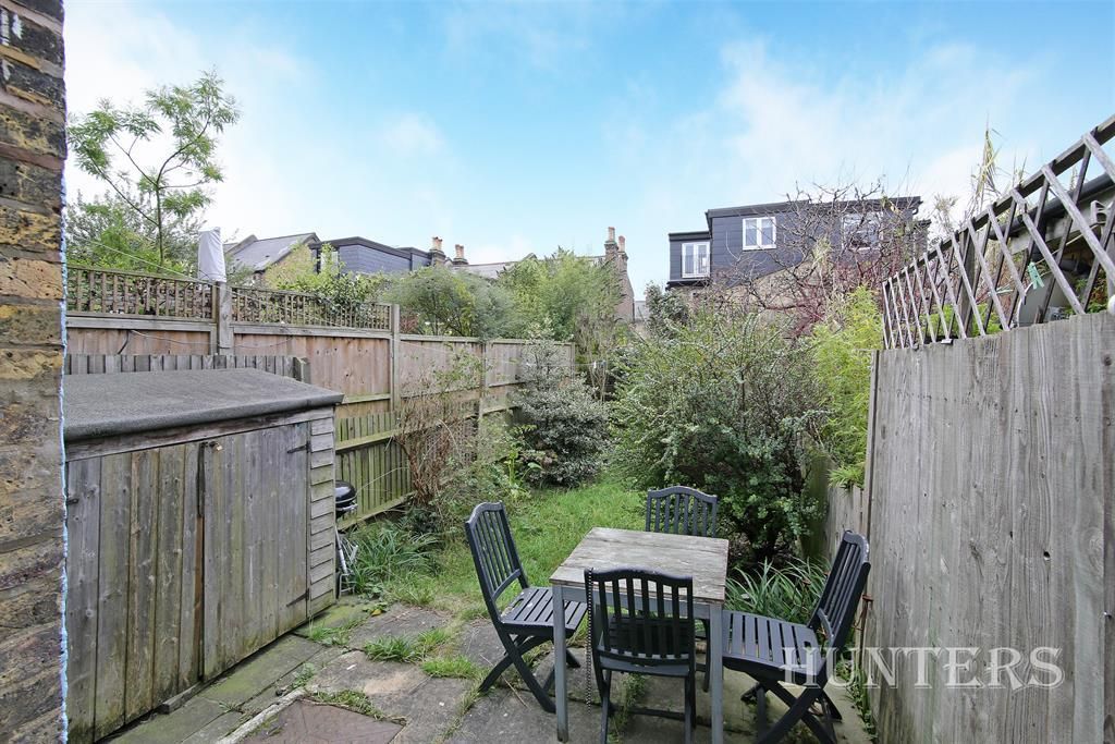 Property photo 3 of 9