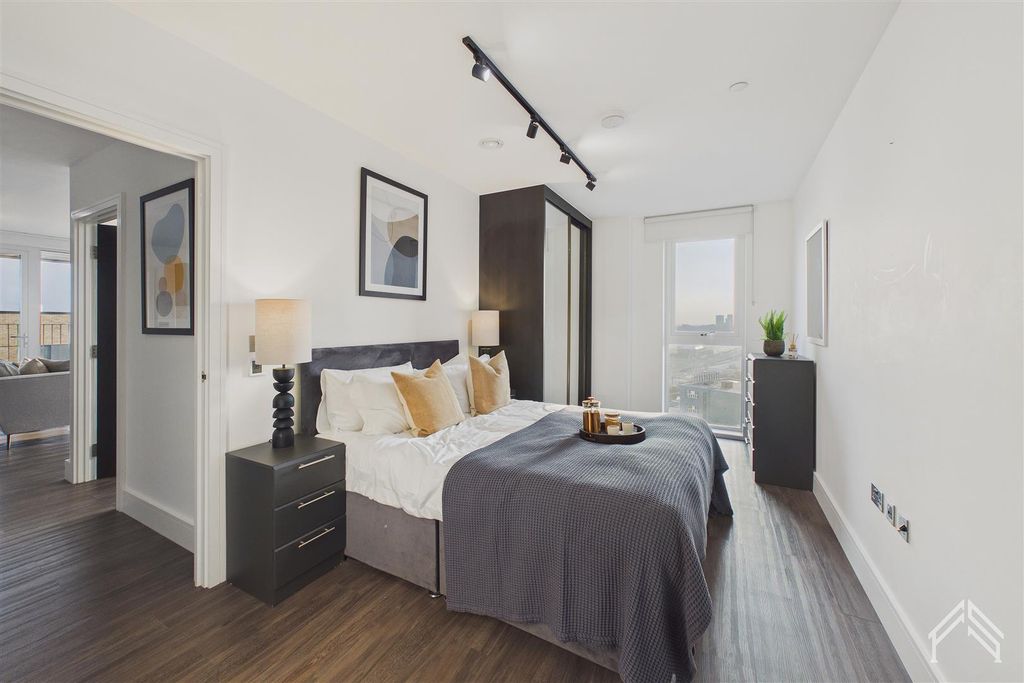 Property photo 3 of 22 3.Jpg