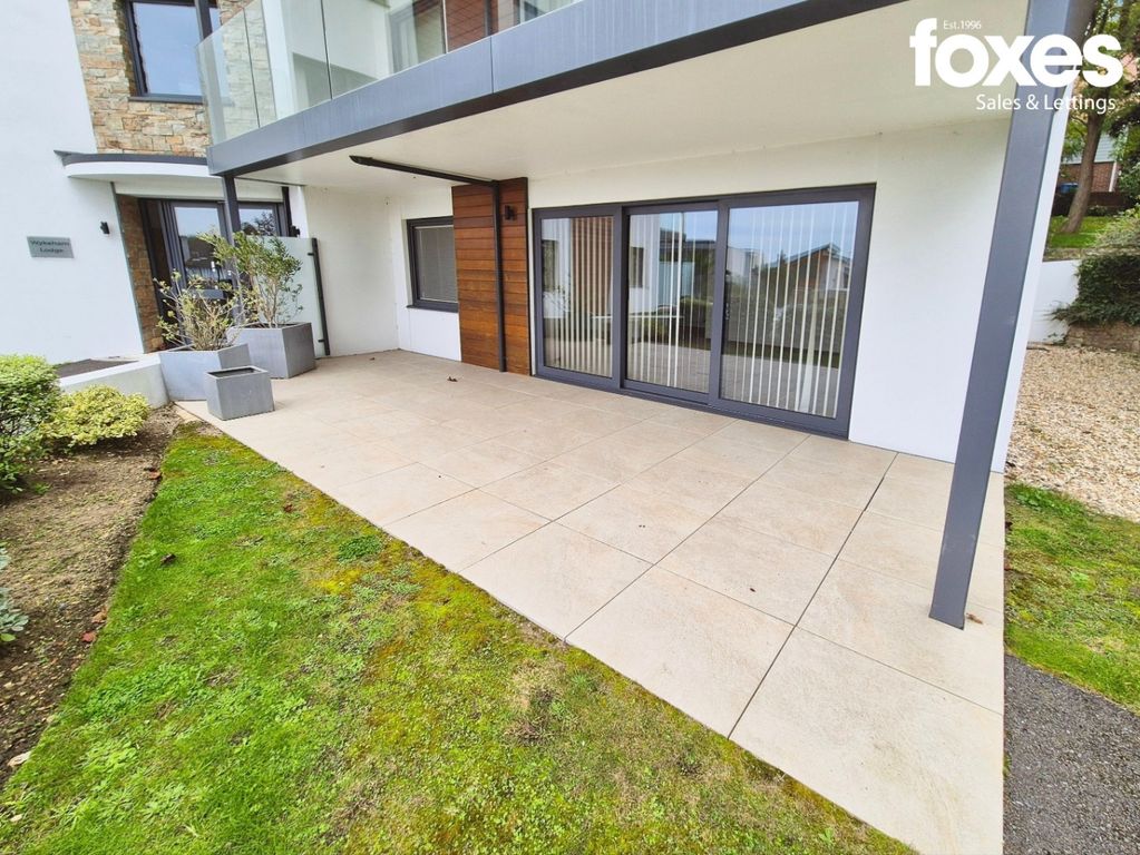 Property photo 2 of 19 4587581