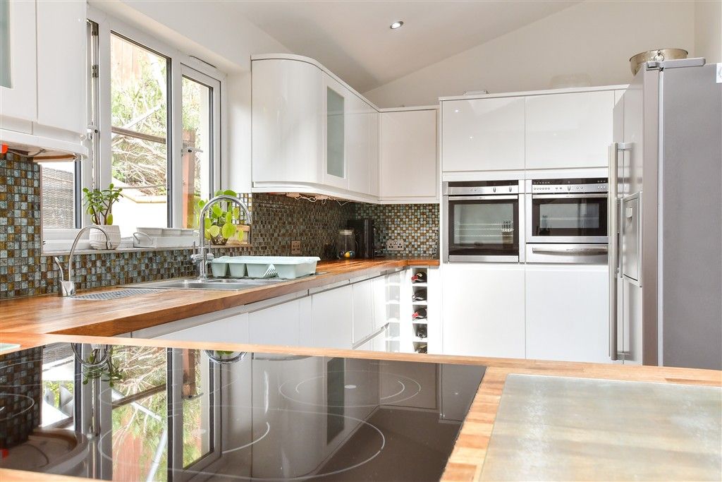 Property photo 3 of 19 Internal Lifestyle Photograph