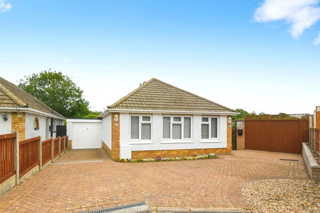 Property photo 1 of 20 Front