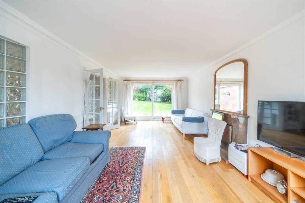 Property photo 1 of 24 Picture No. 09