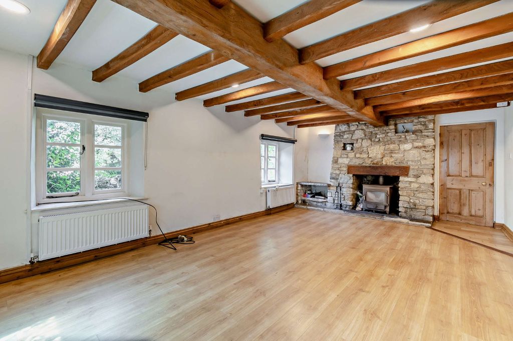 Property photo 2 of 14 Picture No. 02