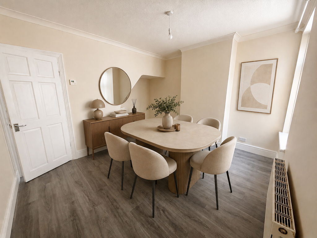 Property photo 1 of 11 Staged