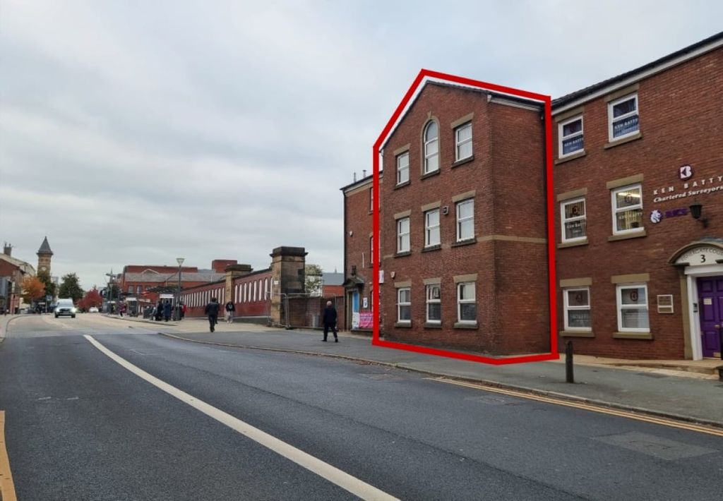 Property photo 1 of 9