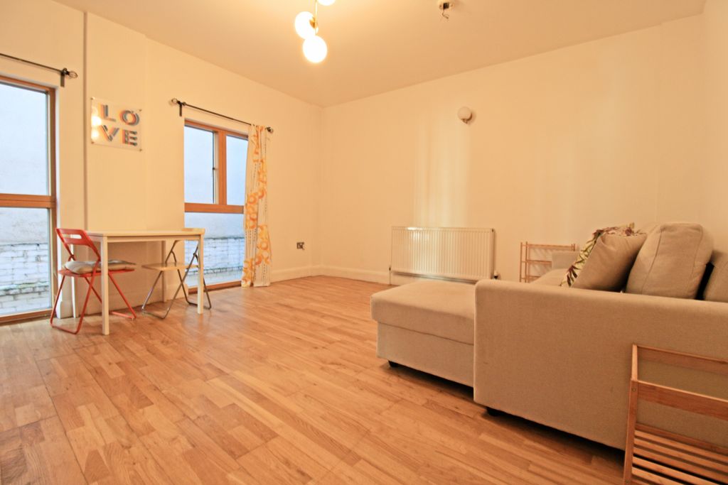 Property photo 1 of 7 Img_8328