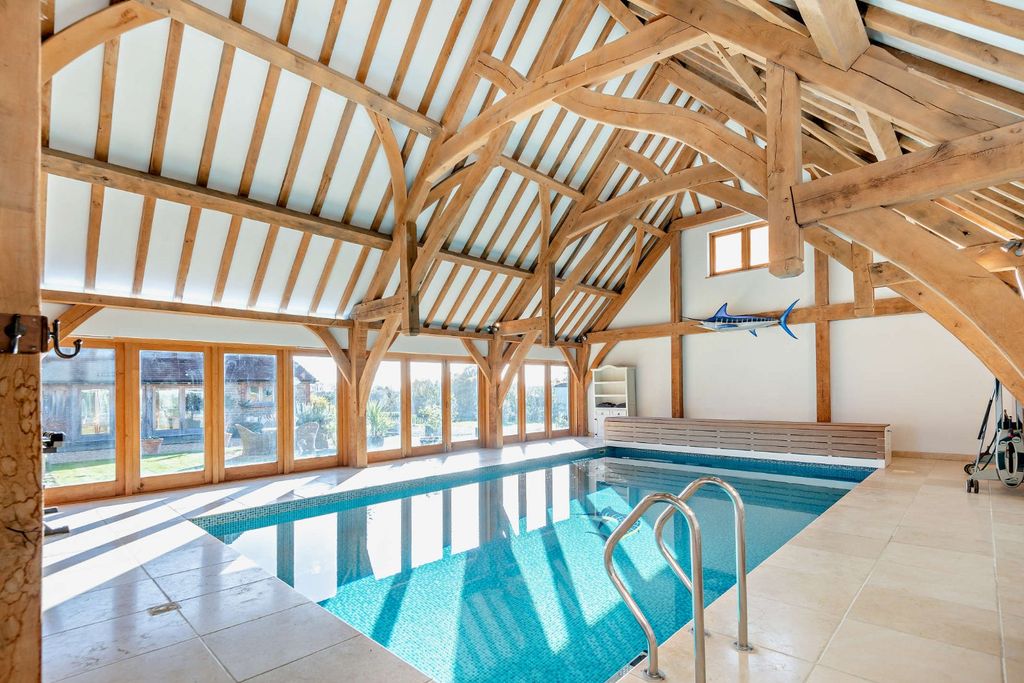 Property photo 3 of 23 Picture No. 25